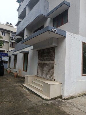  Showroom – Exterior View View at Vishnu Dham, Bandra West - for Rent