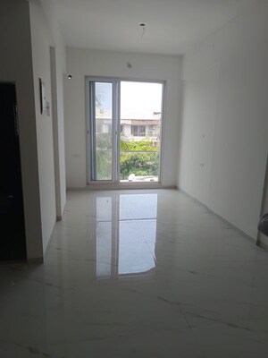 Room in 2 BHK Apartment at New Saket Apartment, Santacruz West – for Sale