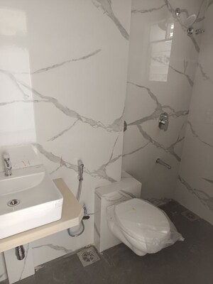 Bathroom in 2 BHK Apartment at New Saket Apartment, Santacruz West – for Sale