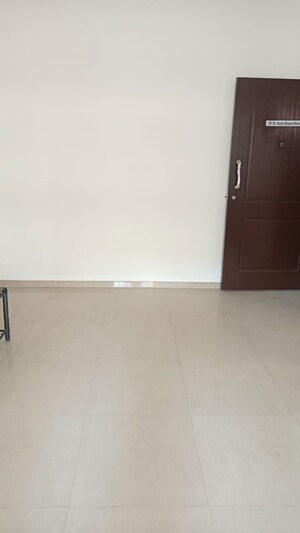 Room in 2 BHK Apartment at Eisha Empire, Hadapsar – for Sale