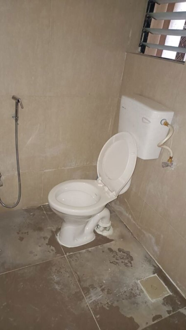 Bathroom, eisha-empire 2 Bedroom 850 Sq.Ft. Apartment In Hadapsar Pune 10577592