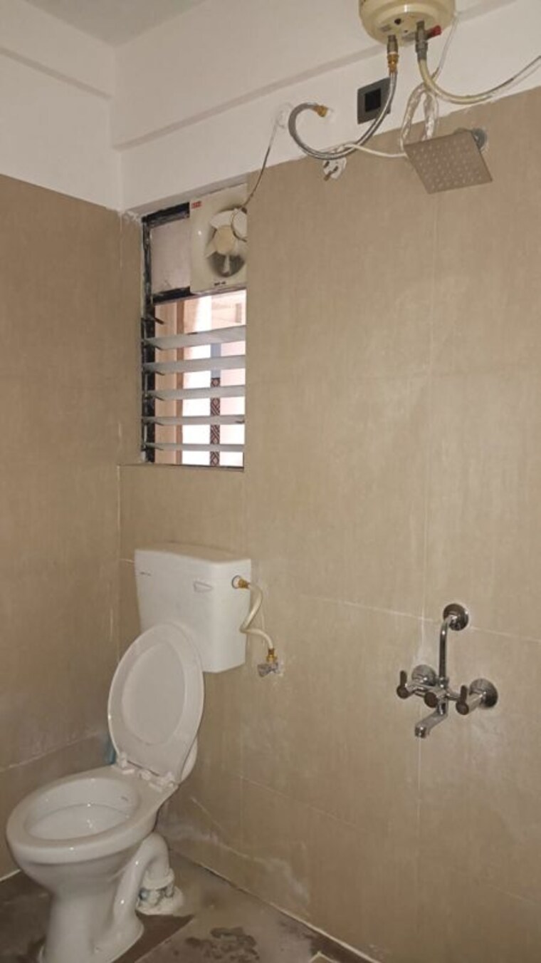 Bathroom, eisha-empire 2 Bedroom 850 Sq.Ft. Apartment In Hadapsar Pune 10577592