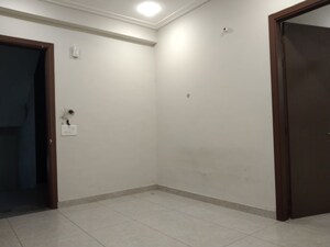 Room in 1 BHK Villa at Sector 23 – for Rent
