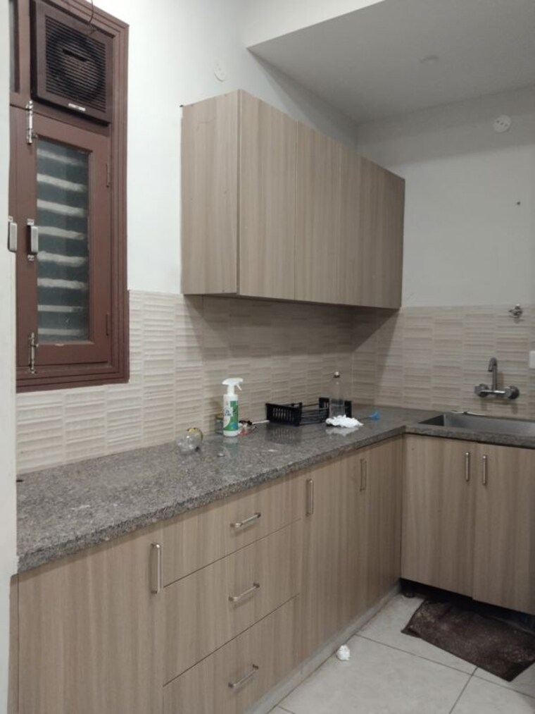 Kitchen, sector 23 1 Bedroom 500 Sq.Ft. Villa In Sector 23 Gurgaon 10577586