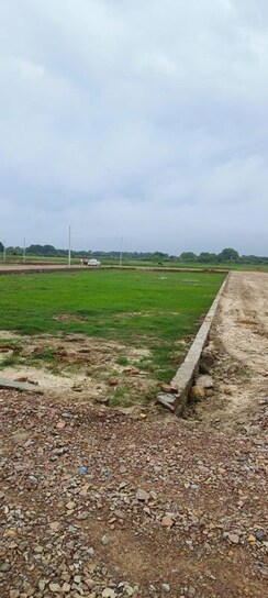 Plot For Sale in Babatpur