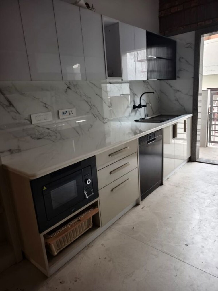 Kitchen, rwa-apartments-sector-47 2 Bedroom 112 Sq.Mt. Builder Floor In Sector 47 Noida 10577614