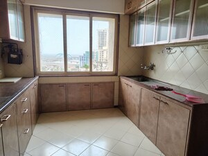 Kitchen in 3 BHK Apartment at Om Ratan Apartment, Worli – for Rent
