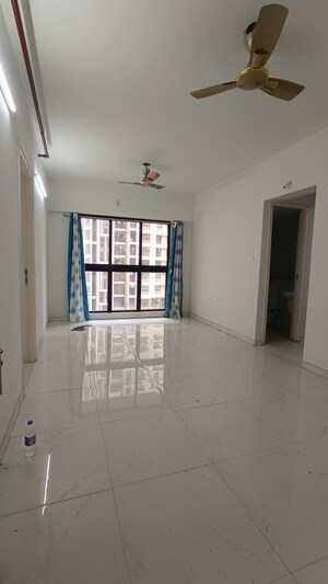 1 BHK Apartment For Rent in Runwal Gardens, Dombivli East