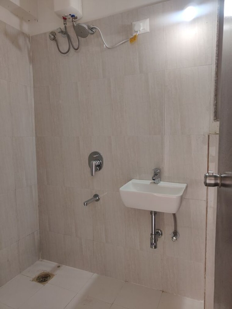 Bathroom, nakshatra-arena-thane 2 Bedroom 850 Sq.Ft. Apartment In Laxmi Nagar Thane 10577655