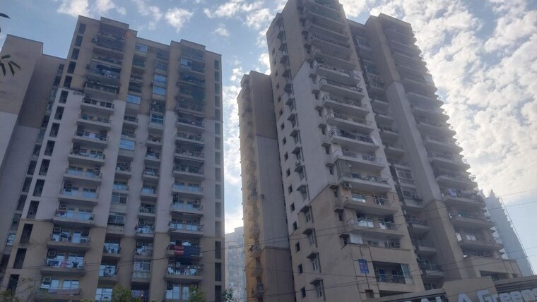 Exterior View, nirala-greenshire 3 Bedroom 1470 Sq.Ft. Apartment In Sector 2 Greater Noida Greater Noida 10577683
