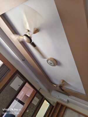 Furnished Amenities in 2 BHK Apartment at Raymond Ten X Habitat, Pokhran Road No Two – for Rent
