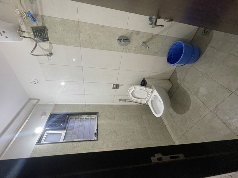 Bathroom, vj-yashone-infinitee 2 Bedroom 730 Sq.Ft. Apartment In Tathawade Pune 10577615