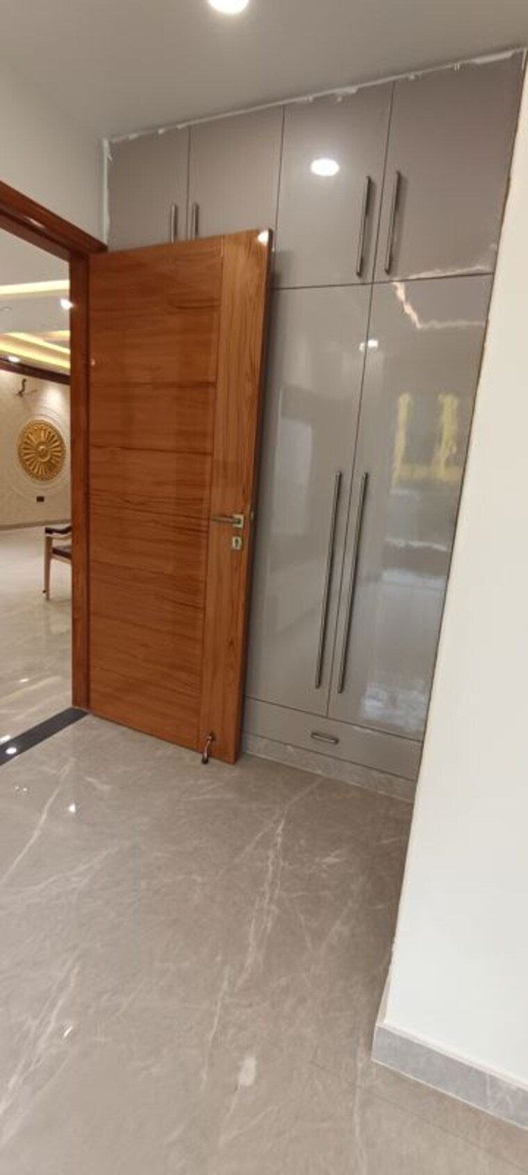 Room, parklands 3 Bedroom 250 Sq.Yd. Builder Floor In Sector 85 Faridabad 10577702