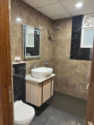 Bathroom in 4 BHK Apartment at Wave Amore, Sector 32 – for Rent