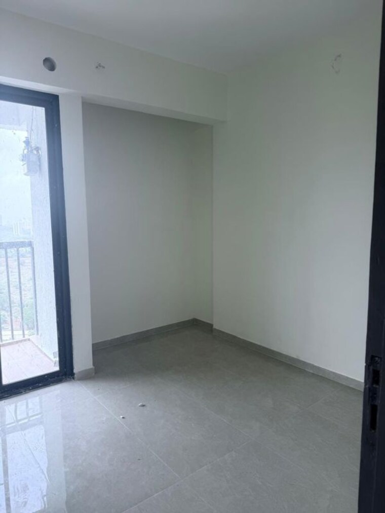 Room, dhamji-shamji-mahavir-spring-tulip-phase-1 2 Bedroom 1005 Sq.Ft. Apartment In Pokhran Road No Two Thane 10577739