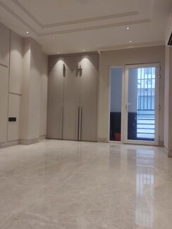 3 BHK + Servant Room Builder Floor For Sale in Greater Kailash I