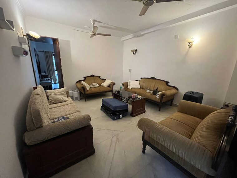 Living Room, greater kailash i 2.5 Bedroom 1000 Sq.Ft. Builder Floor In Greater Kailash I Delhi 10573427
