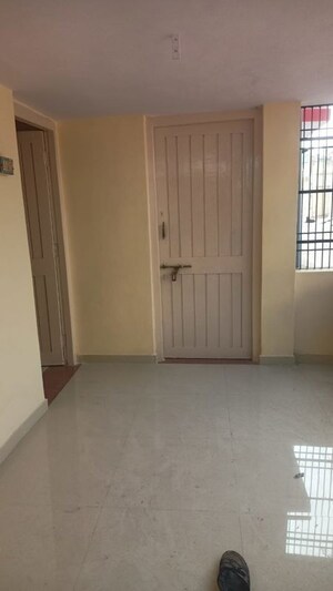 Room in 6 BHK Independent House at Napad – for Sale
