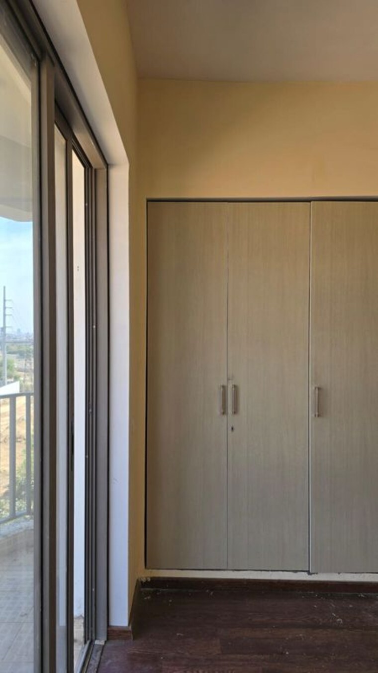 undefined, paras-dews 2 Bedroom 1350 Sq.Ft. Apartment In Sector 106 Gurgaon 10577786