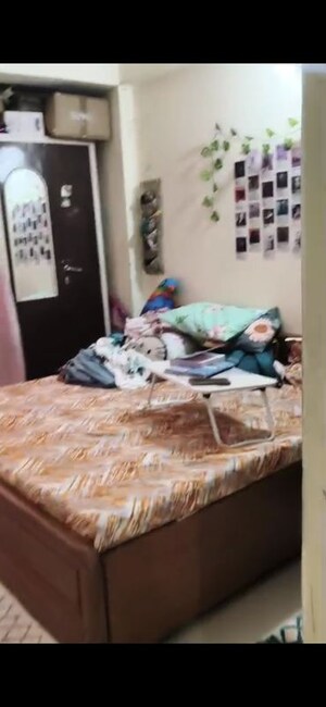 Bedroom in 2.5 BHK Apartment at Nirala Aspire, Sector 16 Greater Noida – for Rent