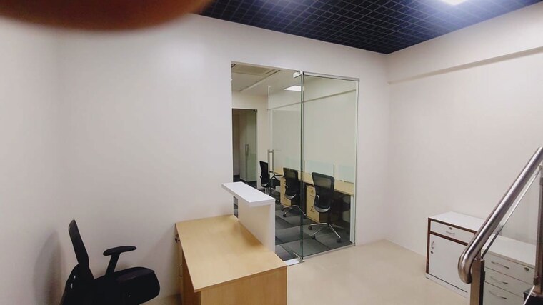 Team Area, shri-senapati-bapat-chs Commercial Office Space 1800 Sq.Ft. In Senapati Bapat Road Pune 10577777