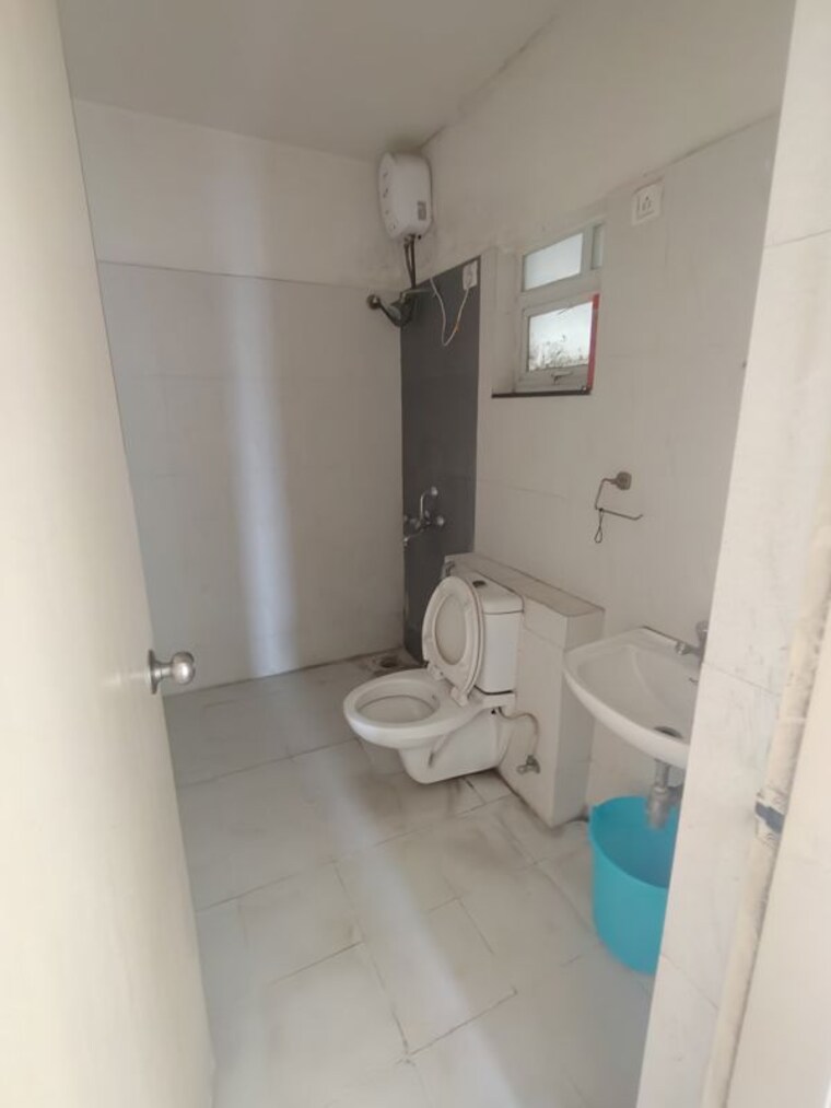 Bathroom, godrej-horizon 1 Bedroom 648 Sq.Ft. Apartment In Mohammadwadi Pune 10577810