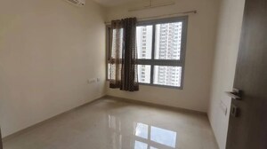 Room in 1.5 BHK Apartment at Piramal Vaikunth, Balkum Pada – for Sale