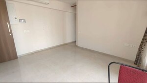 Room in 1.5 BHK Apartment at Piramal Vaikunth, Balkum Pada – for Sale