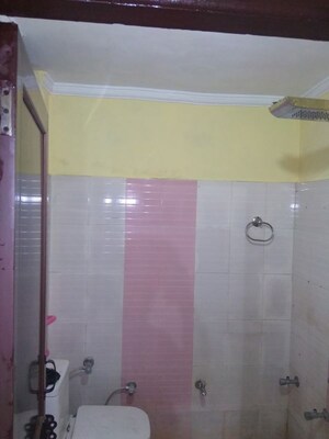 Bathroom in 1 RK Independent House at Sector 14 – for Rent