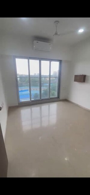 Room in 2.5 BHK Apartment at Sangam The Luxor, Goregaon West – for Sale