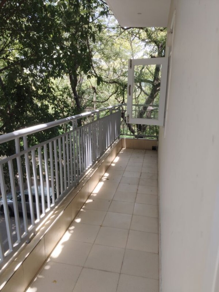 Balcony, sarita vihar 4 Bedroom 2000 Sq.Ft. Apartment In Sarita Vihar Delhi 10577830