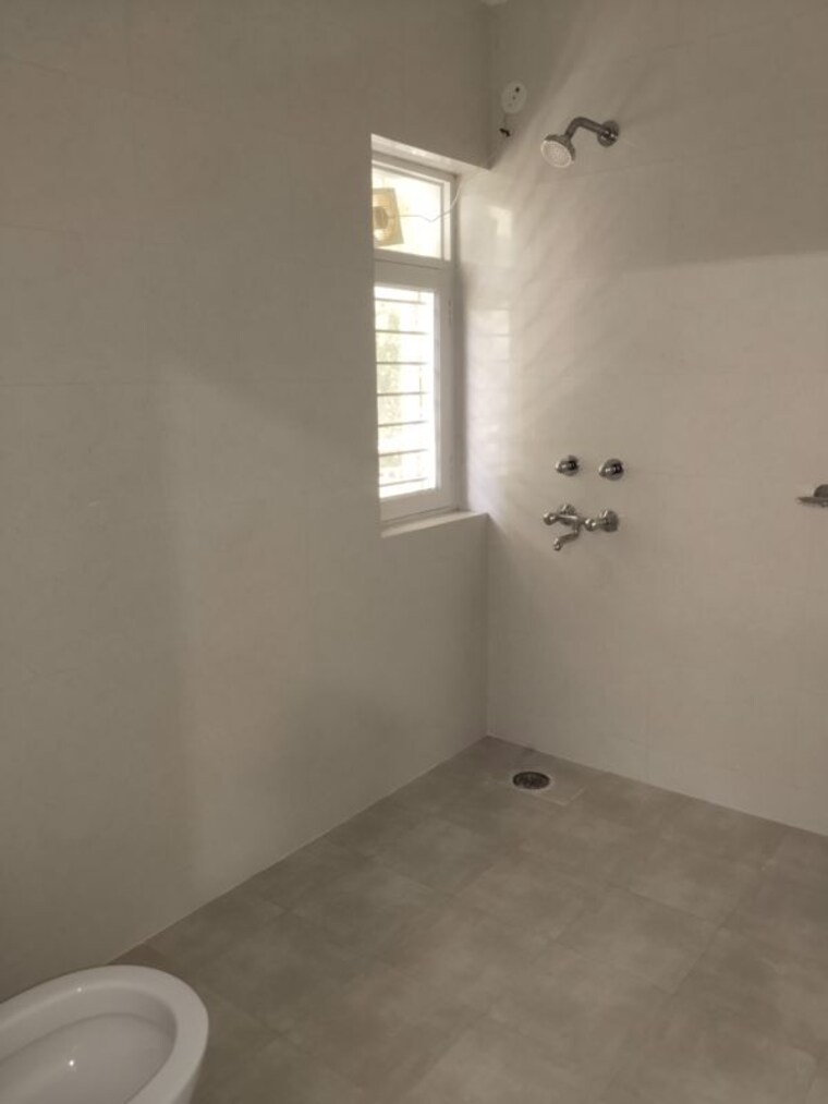 Room, sarita vihar 4 Bedroom 2000 Sq.Ft. Apartment In Sarita Vihar Delhi 10577830