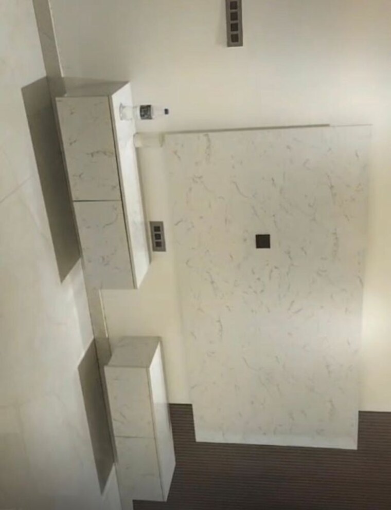 Bathroom, sector 85 3 Bedroom 1650 Sq.Ft. Builder Floor In Sector 85 Faridabad 10577855
