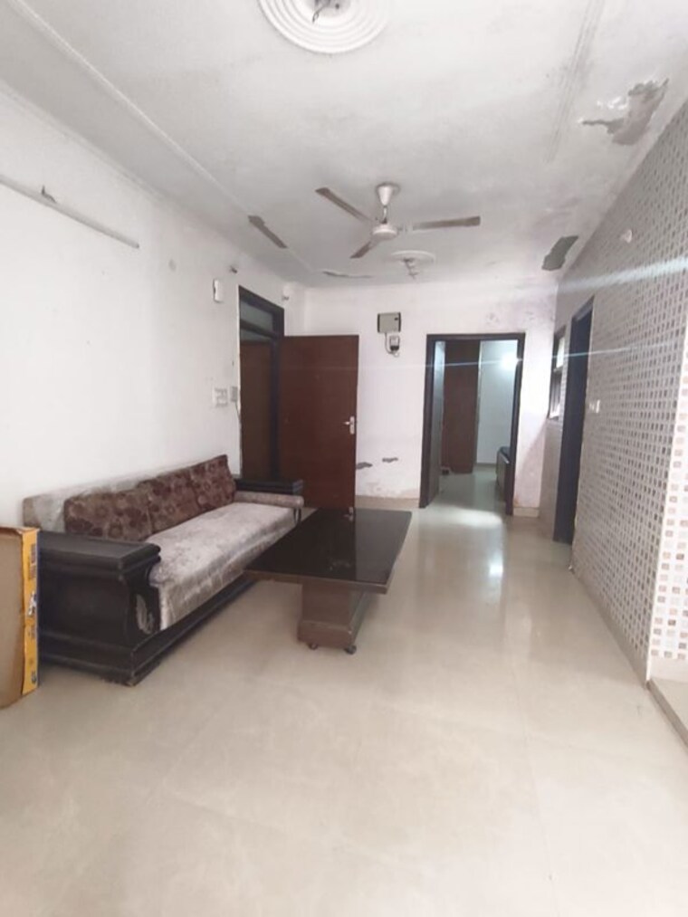 Living Room, freedom fighters enclave 1 Bedroom 440 Sq.Ft. Apartment In Freedom Fighters Enclave Delhi 10577893