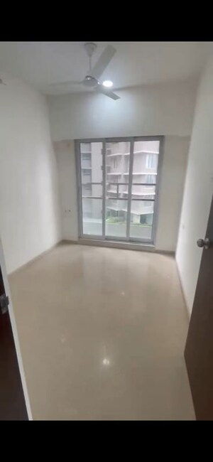 Room in 3.5 BHK Apartment at Sangam The Luxor, Goregaon West – for Sale