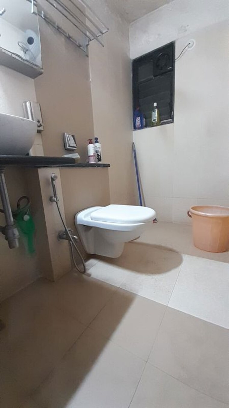 Bathroom, saarrthi-shimmer-n-shine 2 Bedroom 1275 Sq.Ft. Apartment In Vadgaon Budruk Pune 10485913