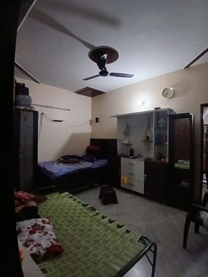 Team Area in 2 BHK Builder Floor at Spring Field, Sector 31 – for Sale