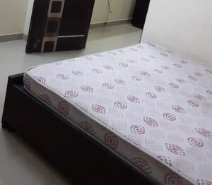 Bedroom in 1 RK Independent House at Sector 14 – for Rent