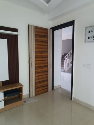 3 BHK Apartment For Rent in Samridhi Luxuriya Avenue, Sector 150