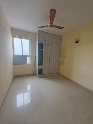 Room in 2 BHK Apartment at Adani Aangan, Sector 89a – for Rent