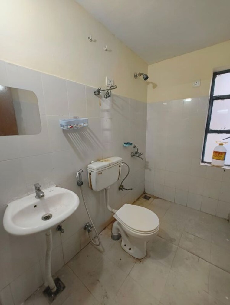Bathroom, adani-aangan 2 Bedroom 745 Sq.Ft. Apartment In Sector 89a Gurgaon 10577929