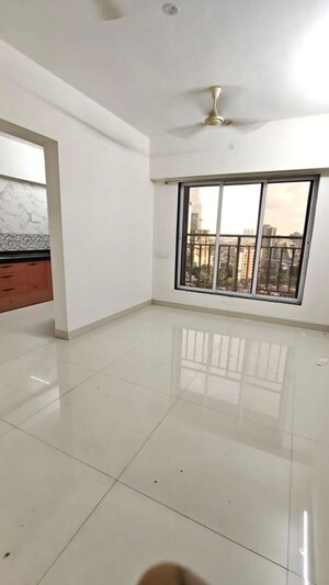 Room in 1 BHK Apartment at Omkar Signet, Malad East – for Rent