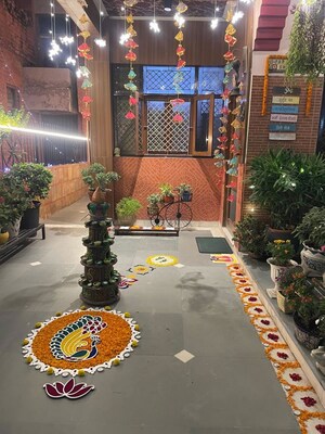 6+ BHK Independent House – Exterior View View at Palam Vihar - for Sale