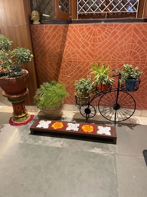 Furnished Amenities in 6+ BHK Independent House at Palam Vihar – for Sale