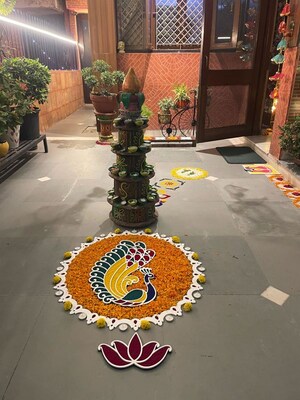 Parking in 6+ BHK Independent House at Palam Vihar – for Sale