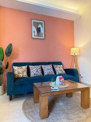 Living Room in 1 BHK Builder Floor at Sector 42 – for Rent