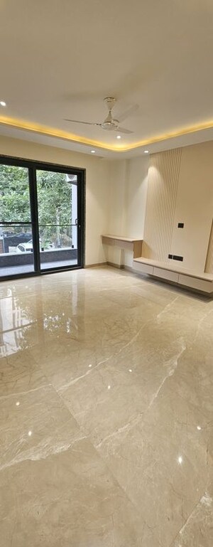 Living Room in 4 BHK Builder Floor at Sushant Lok I – for Rent