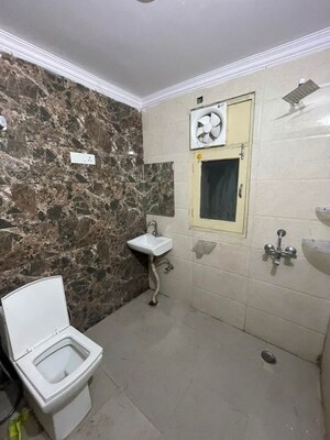 Team Area in 2 BHK Independent House at Sector 14 – for Rent