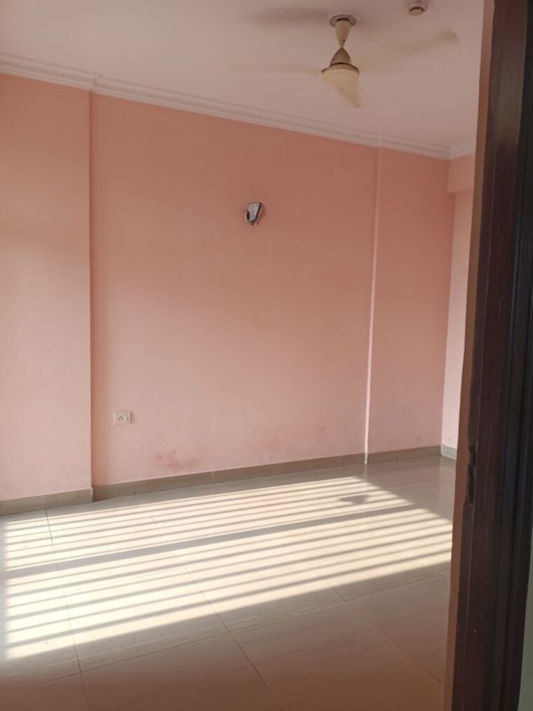 Room, saviour-greenisle 2.5 Bedroom 1100 Sq.Ft. Apartment In Sain Vihar Ghaziabad 10577969