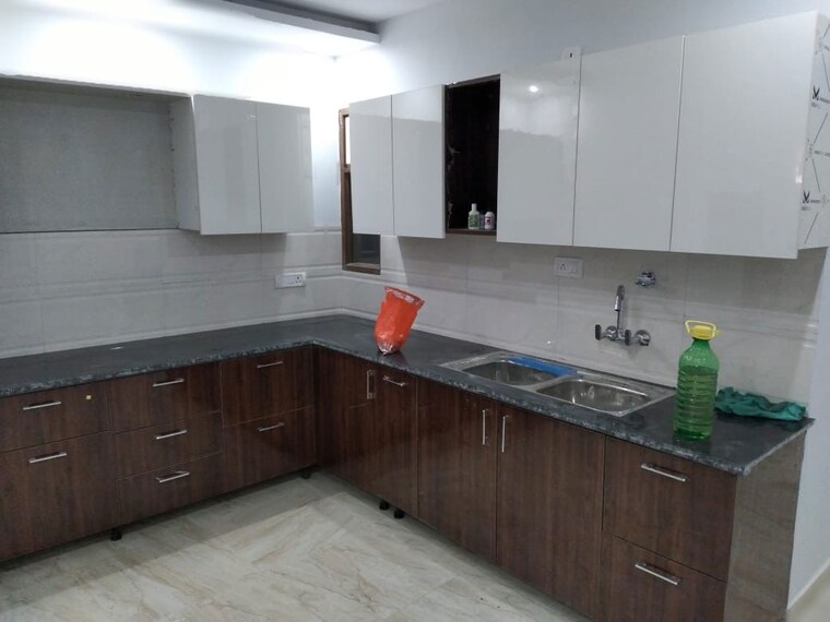 Kitchen, sector 14 2 Bedroom 1526 Sq.Ft. Independent House In Sector 14 Gurgaon 10577989